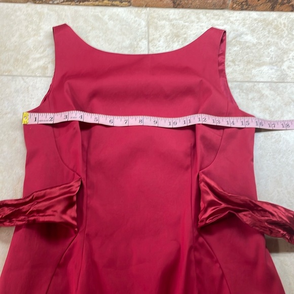 Moschino Cheap and Chic Red Front Bow Sheath Dress Size 6 Sleeveless Midi - Picture 14 of 15